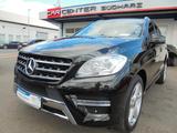 Mercedes-Benz ML 350 AMG-line CDI BlueTec 4Matic Edition 1 - Mercedes-Benz Geländewagen aus dem Jahr 2011