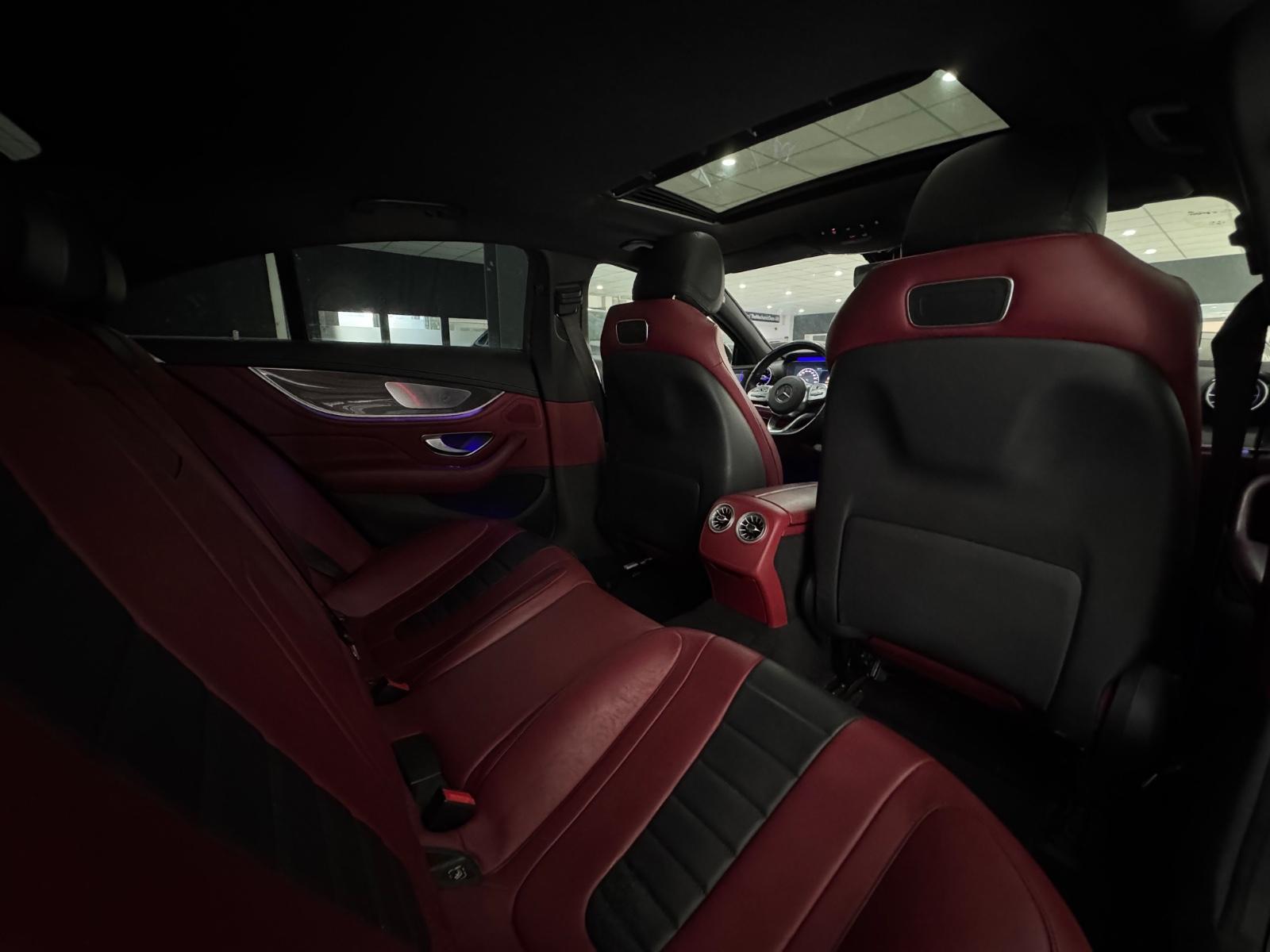 Mercedes-Benz CLS 300d *AMG-LINE*M-BEAM*HUD*BURM*360°CAM*MMRY*