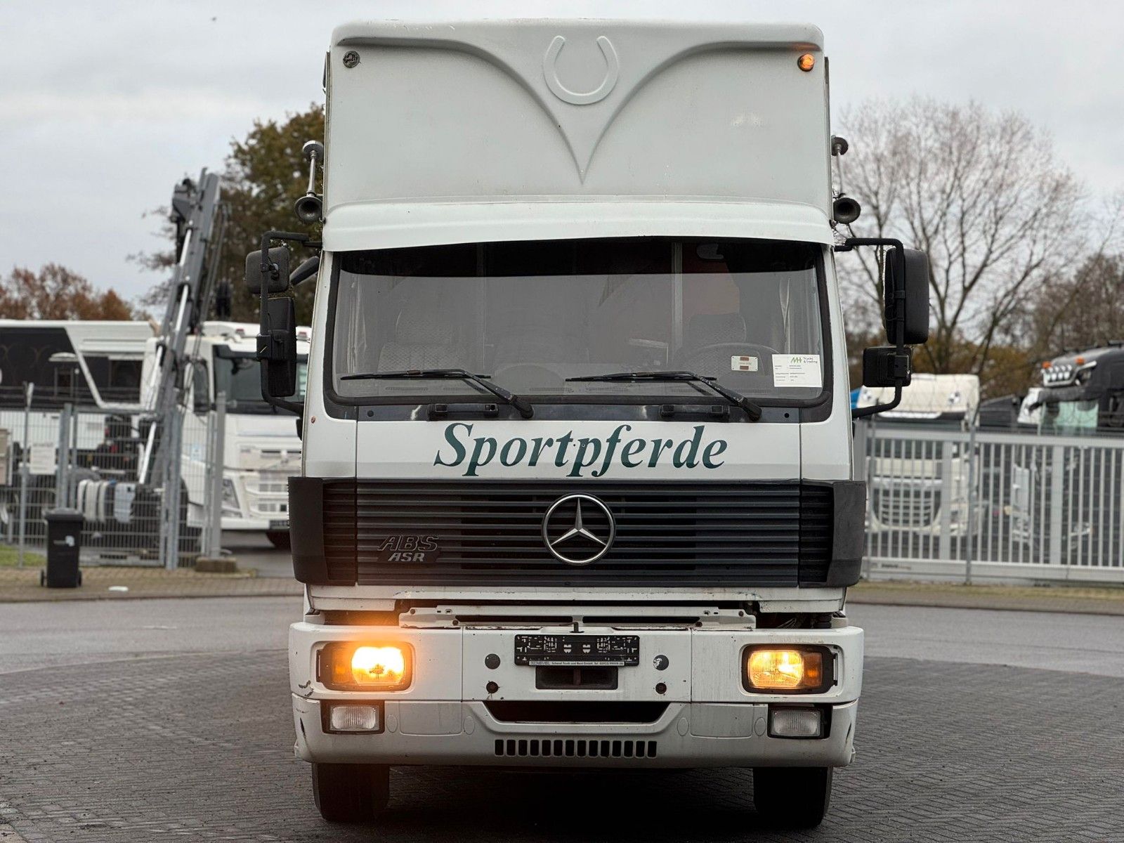 Fahrzeugabbildung Mercedes-Benz 2448 6x2 Pferdetransporter *Wohnmobil*