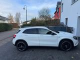 Mercedes-Benz GLA 250 DCT Edition 1 - Mercedes-Benz GLA 250 von privat