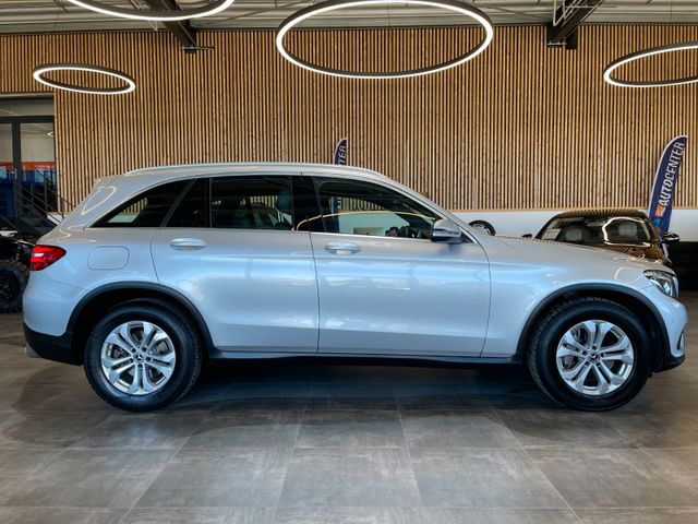 Mercedes-Benz GLC 250 4Matic *LED*AHK*KAMERA*NAVI*SHZ*TEMPOMAT
