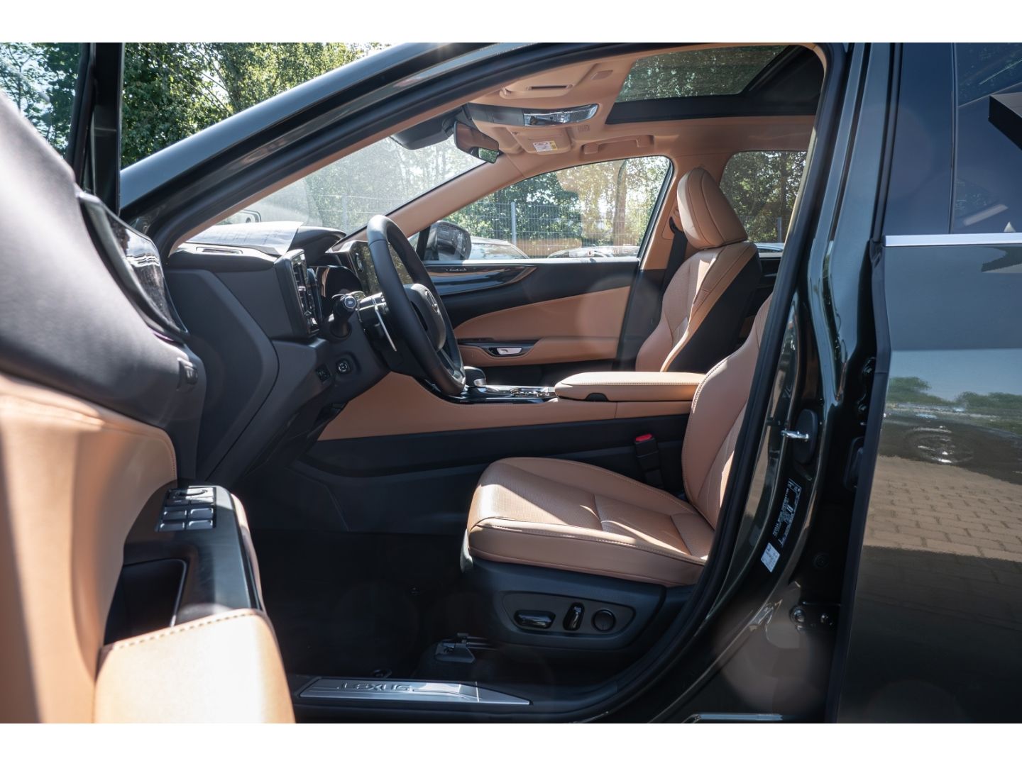 Lexus NX 450h - Bild 13