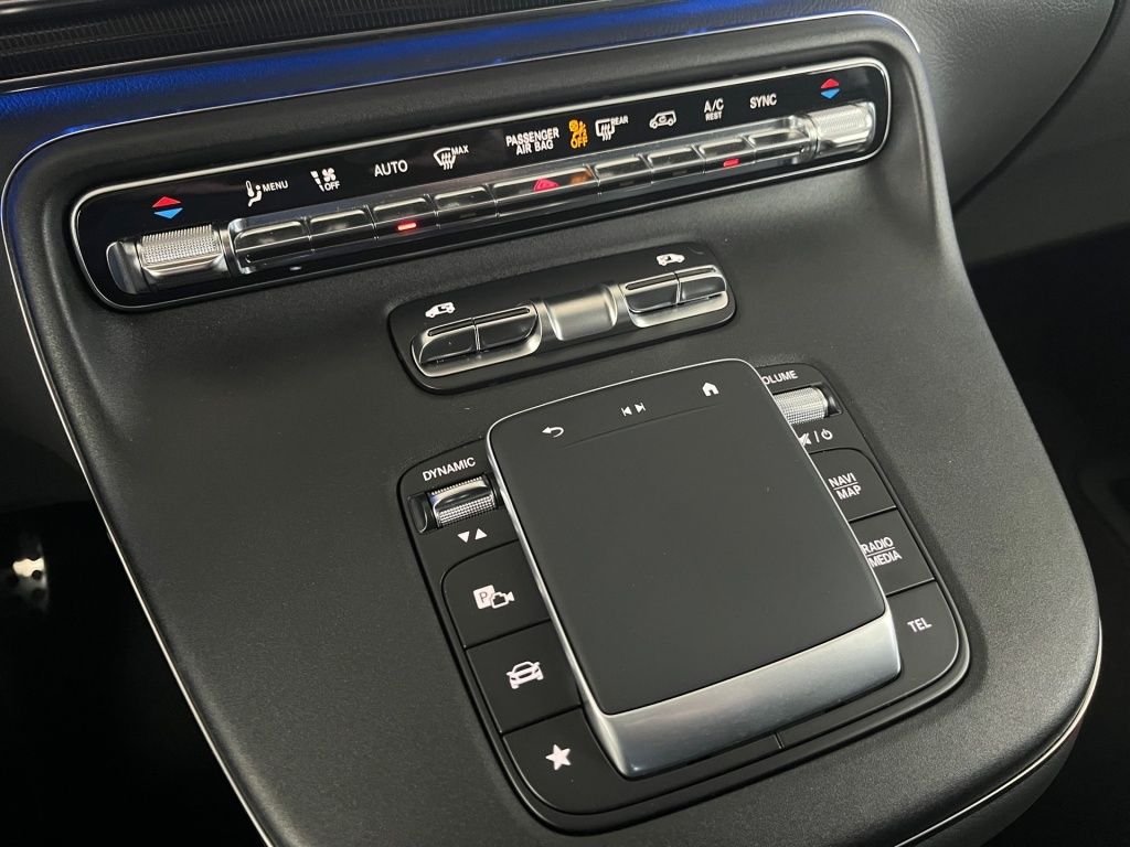 Fahrzeugabbildung Mercedes-Benz V 220 d STYLE Lang BURMESTER EASY-PACK AUGMENTED