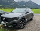 Volkswagen Touareg 3.0 V6 TDI 4M R-Line PANO MATRIX AHK VC - Volkswagen Touareg in Essen