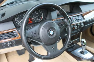 BMW 523 - 12