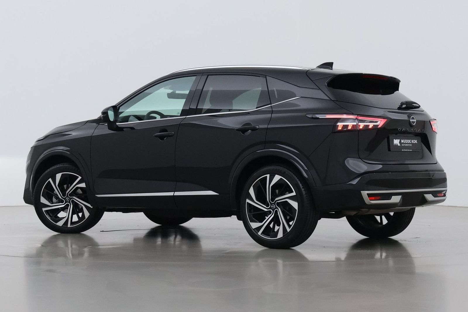 Nissan Qashqai 1.3 MHEV Xtronic Tekna+ | panorama dach imagem 2