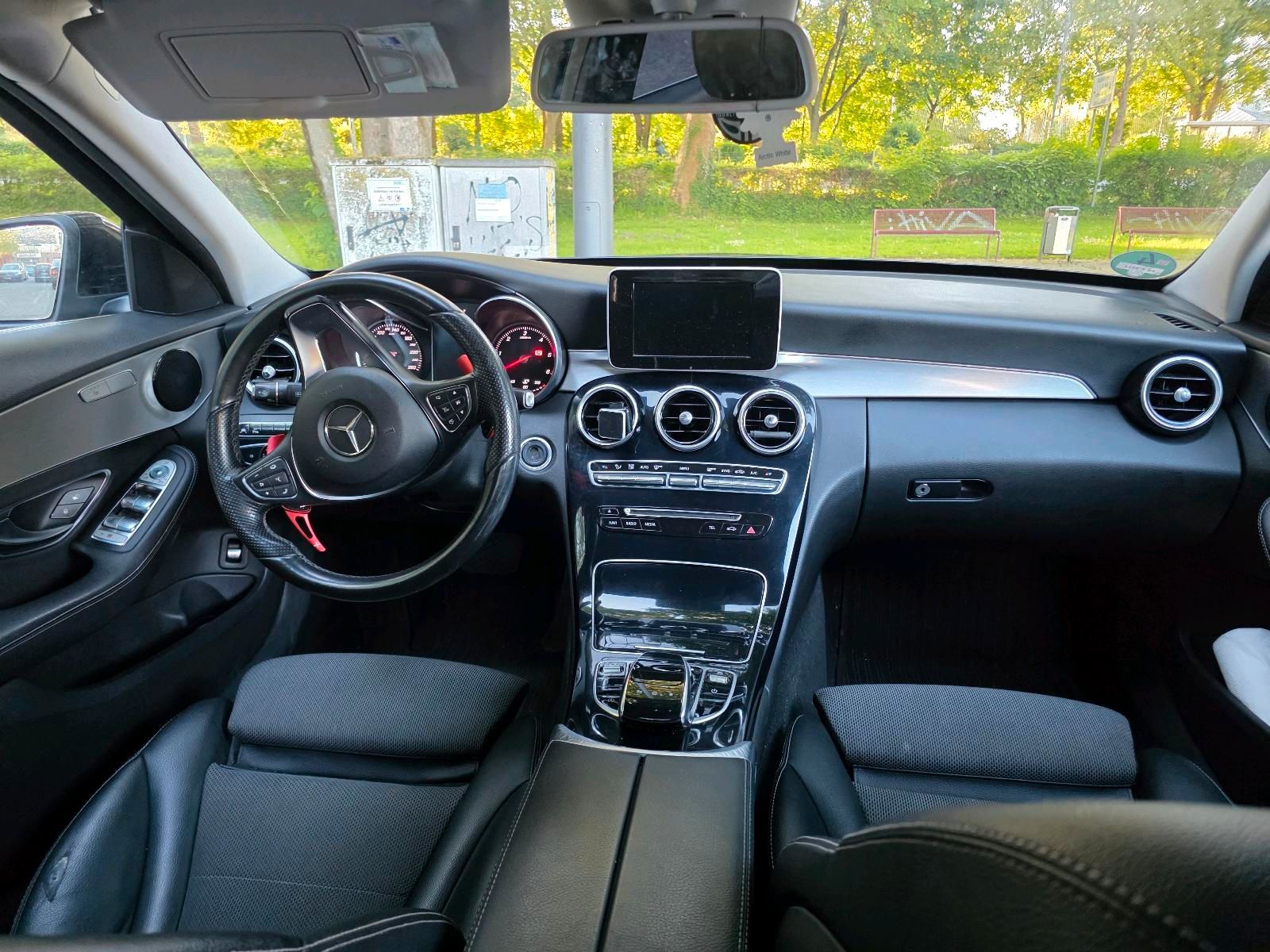 MERCEDES-BENZ Mercedes Benz C 220d