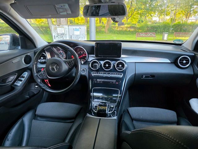 MERCEDES-BENZ Mercedes Benz C 220d