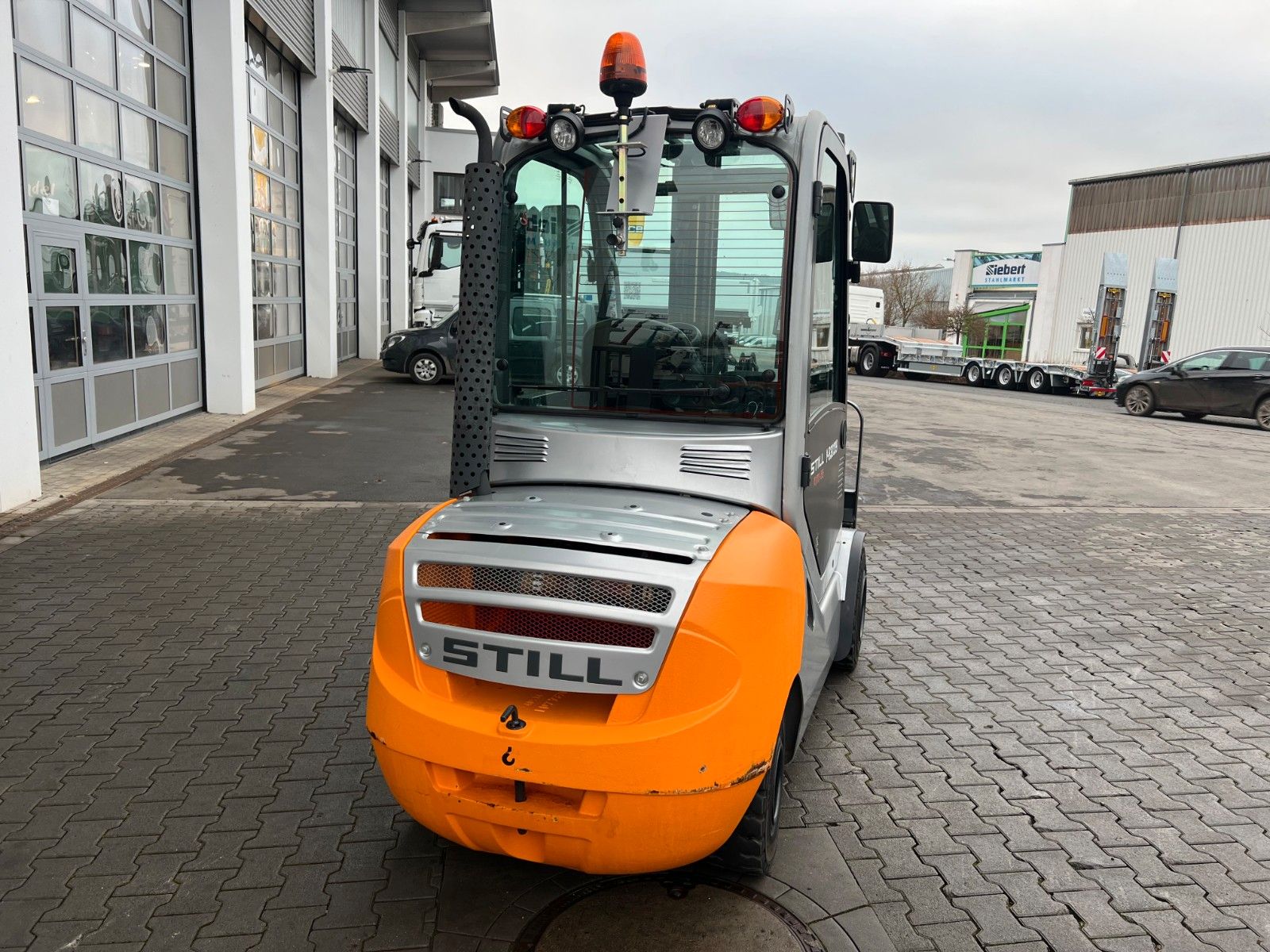 Fahrzeugabbildung Still RX70-35 / Triplex: 4.80m / nur 325h / SS / Waage