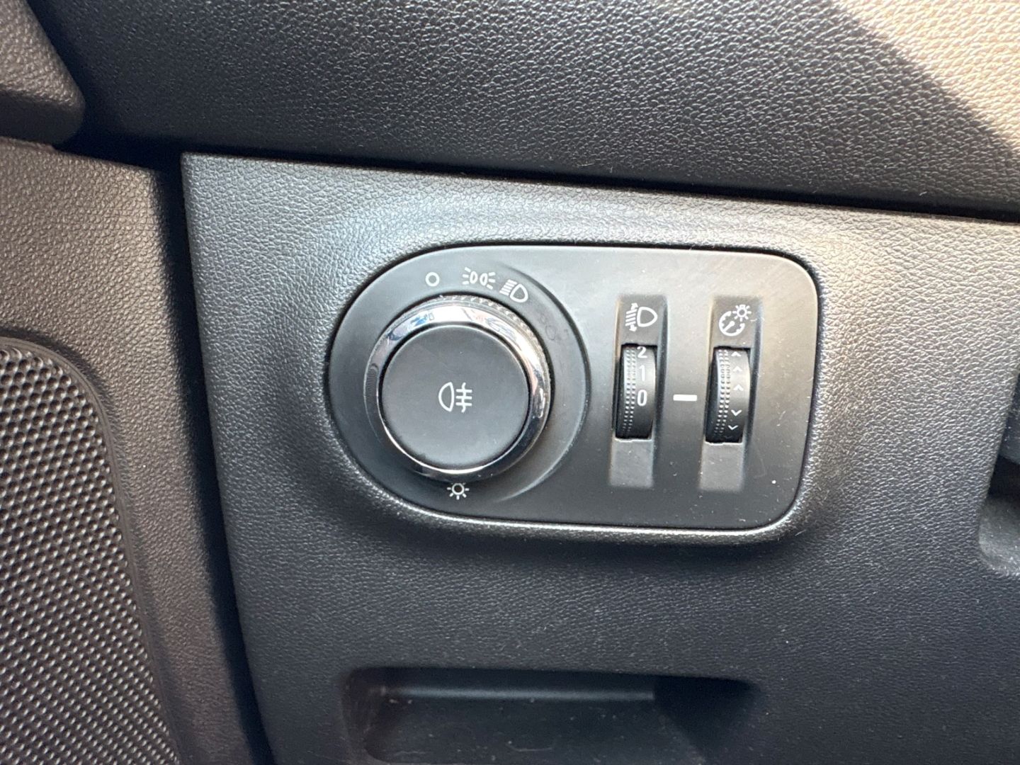 Fahrzeugabbildung Opel Adam Slam ecoFlex 1.0 Turbo KLIMA Klimaautom SHZ