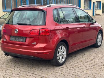 Volkswagen Golf - 4