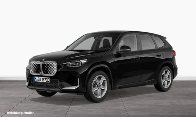 BMW iX1 eDrive20 Driving/Parking/Ad.LED/AHK/Sportsit