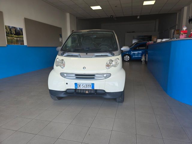 Smart ForTwo 1000 45 kW coupé pure