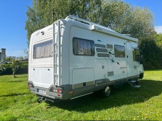 Fahrzeugabbildung HYMER / ERIBA / HYMERCAR S660 Automatik/AHK/SAT/Solar/Klima/Markise/Rückf