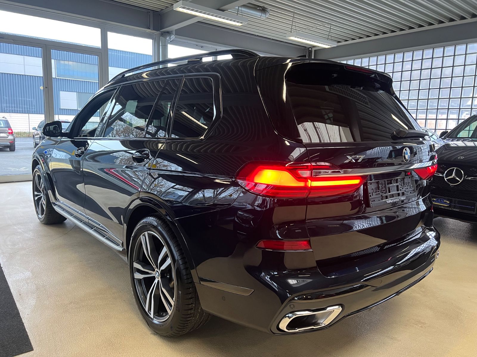 Fahrzeugabbildung BMW X7 xDrive 40 d M Sport *SKY LOUNGE*LASER*