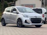 Hyundai i10 YES! *SitzH*Klimaautomatik*Lenkradheizung* - Hyundai i10 Benzin Gebrauchtwagen