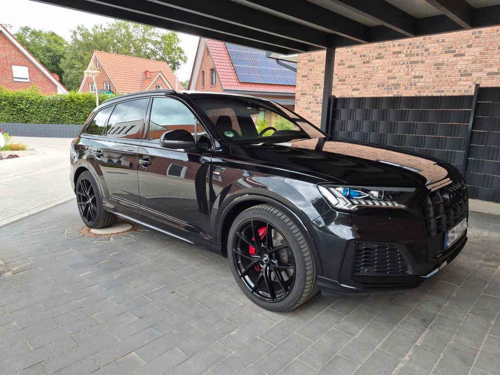 Image of Audi Q7