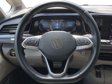 Volkswagen T7 Multivan - 12