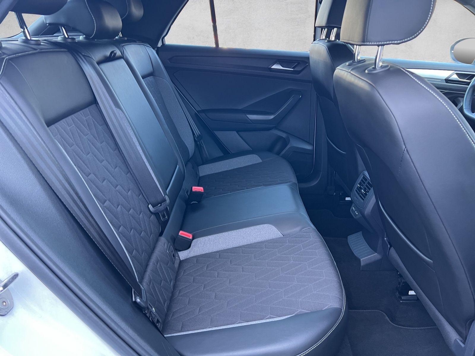 T-Roc Goal 2.0 TDI DSG AHK*Navi*ACC