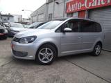 Volkswagen Touran 1,4i Highline Autom, Navigation - Volkswagen Touran aus 2010