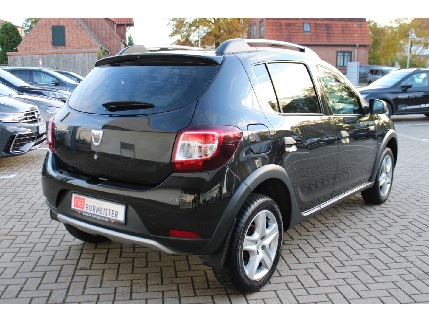 Fahrzeugabbildung Dacia Sandero II Stepway Ambiance GJR DAB Klima Radio/