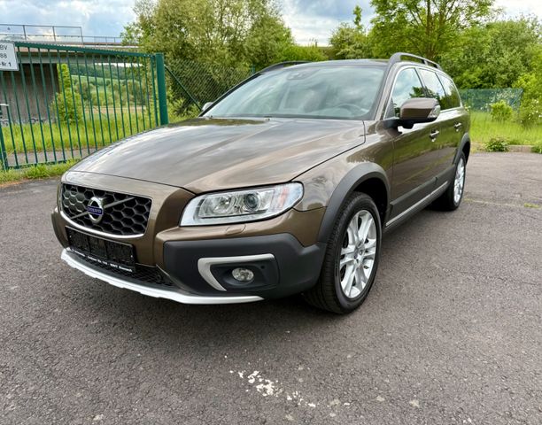 Volvo XC70 D5 AWD Summum Geartronic 1.Hd./Voll!!!