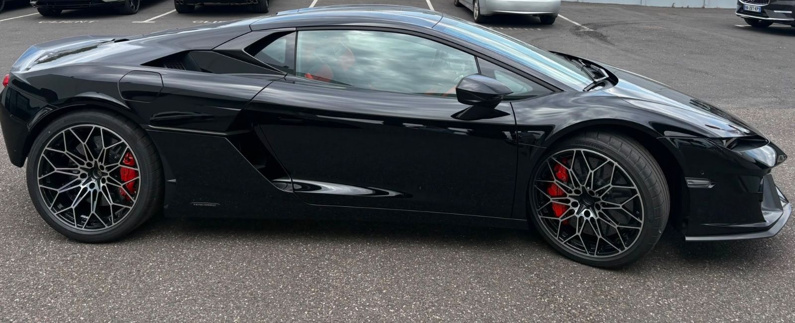 Lamborghini TemerarioCARBON/FABER/LIFT/MY27 imagem 2