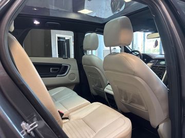 Land-Rover Discovery Sport - 9