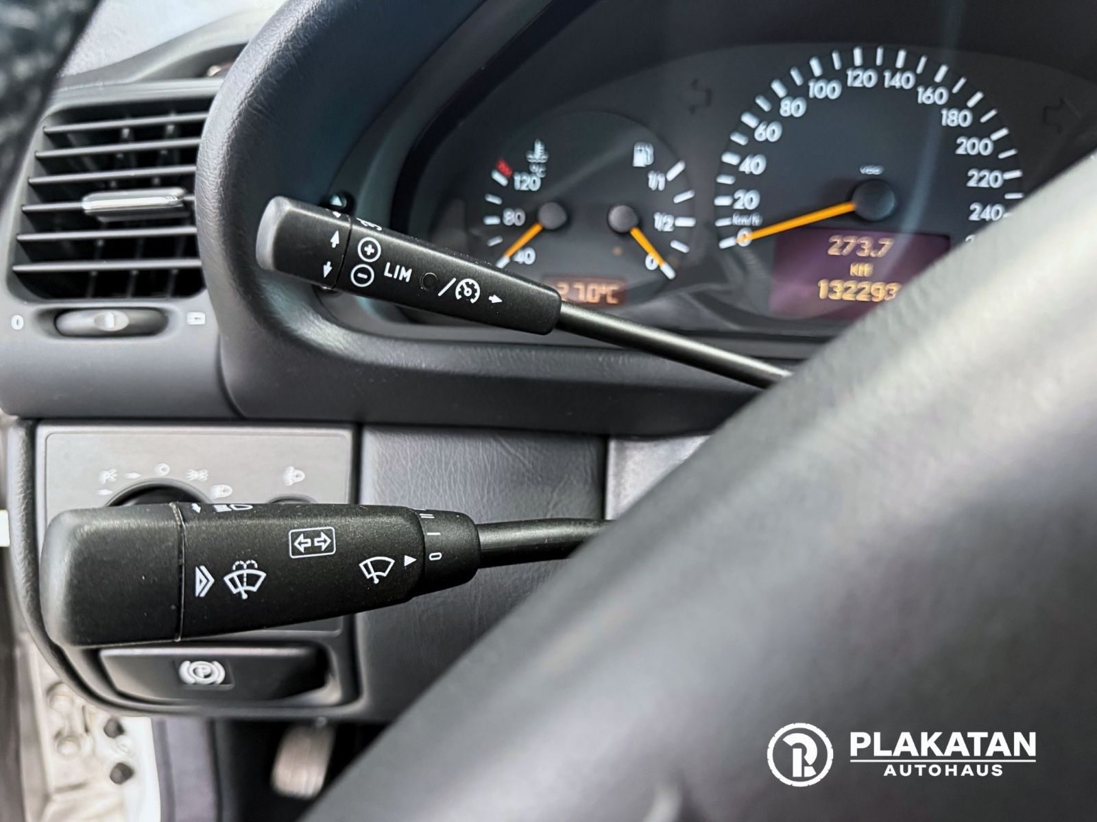 Fahrzeugabbildung Mercedes-Benz CLK 200 Kompressor Automatik Tempomat Klima