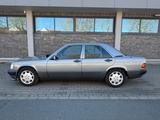 Mercedes-Benz 190 E 2.6 - Mercedes-Benz 190: Limousine