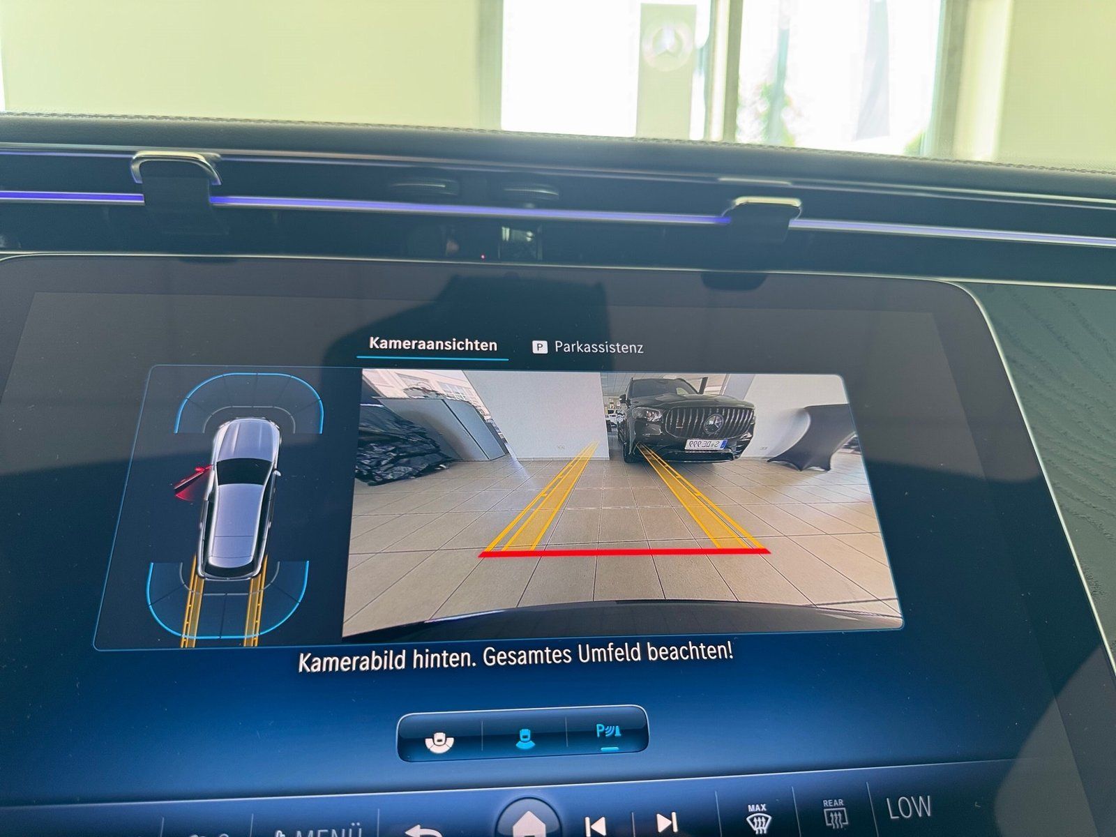 Fahrzeugabbildung Mercedes-Benz E 220 T d AMG*Distro*Totwinkel*LED*Kamera*CarPla