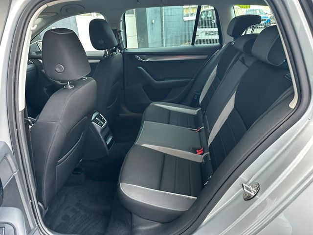 Octavia Combi Joy XENON;DAB;FSE;SHZ;CLTRONIC
