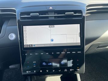 Hyundai TUCSON - 8