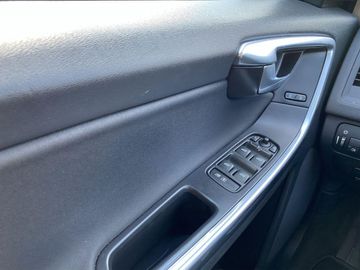 Volvo XC60 - 11