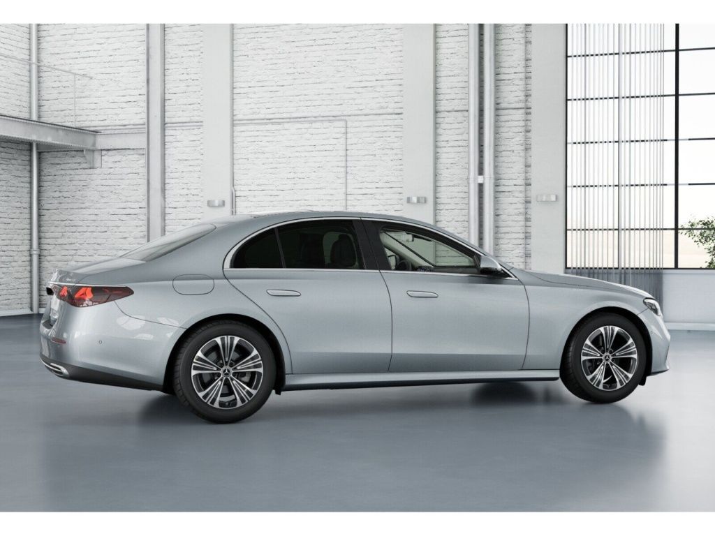 Mercedes-Benz E 220 d 4M AVANTGARDE AMBIENTE DISTRO MBUX NAVI foto 6