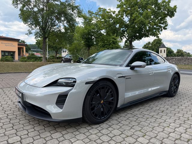 PORSCHE Taycan GTS