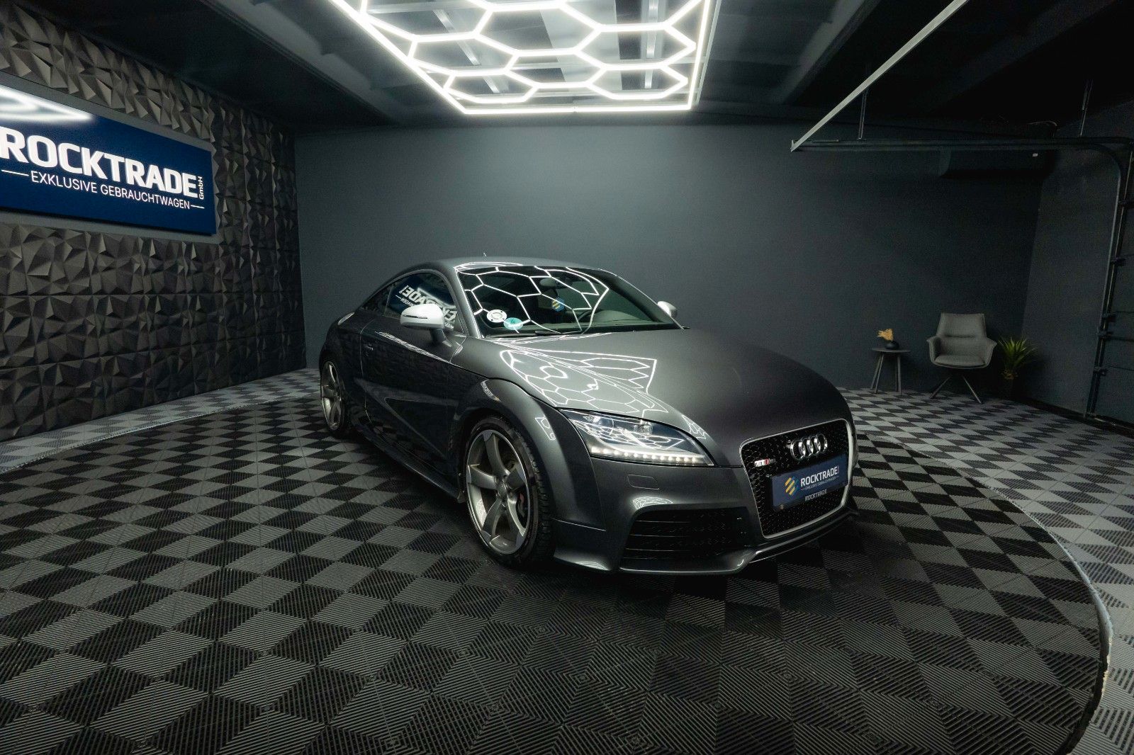 Fahrzeugabbildung Audi 2.5 TFSI TT RS Coupe quattro 6-Gang *Bi-Xenon*