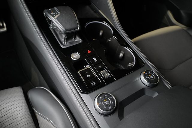Volkswagen Touareg 3.0TDI R-Line Allradlenk AHK StdHz Keyle