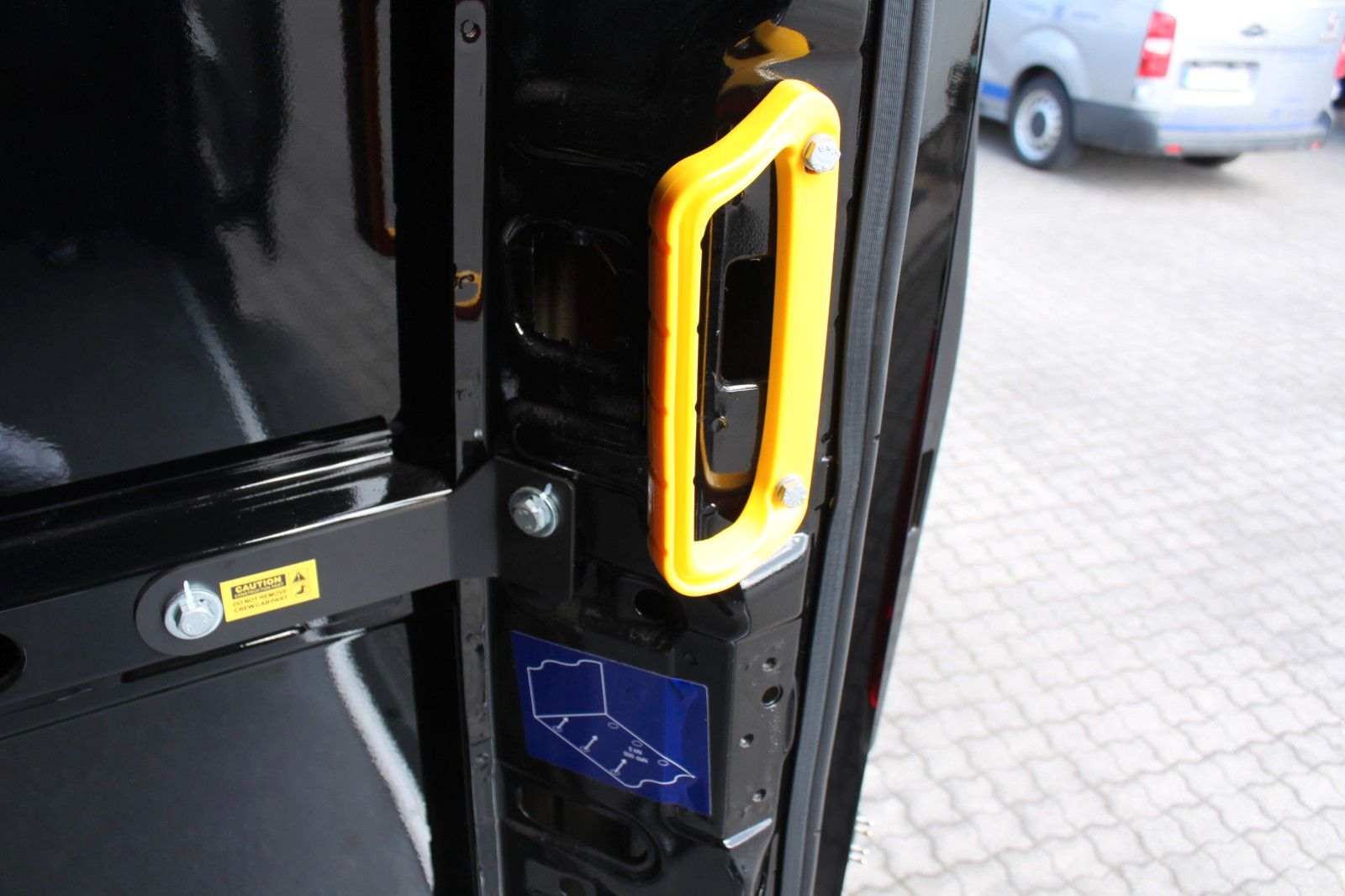 Fahrzeugabbildung Iveco Daily 35S16 DoKa  3Liter Diesel Automatik