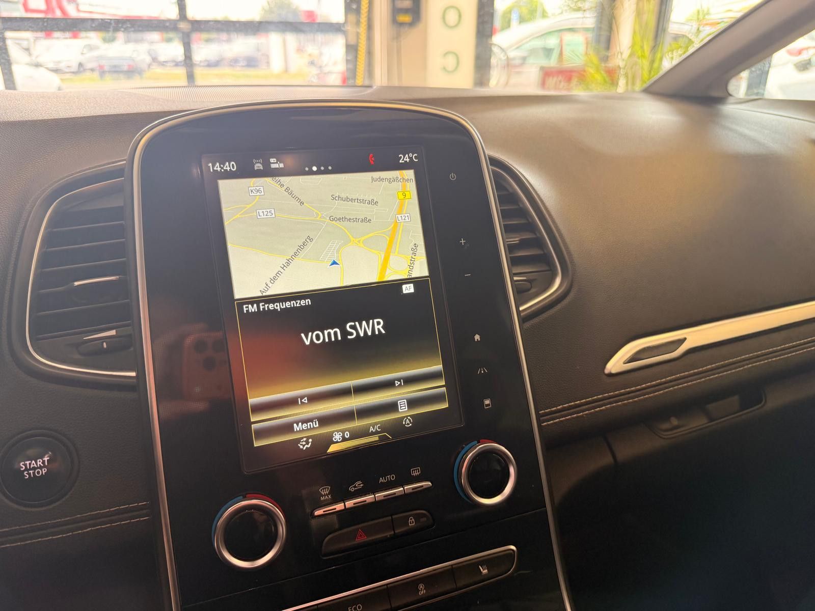 Fahrzeugabbildung Renault Scenic ENERGY dCi 160 EDC Bose Edition/ 7.SITZER