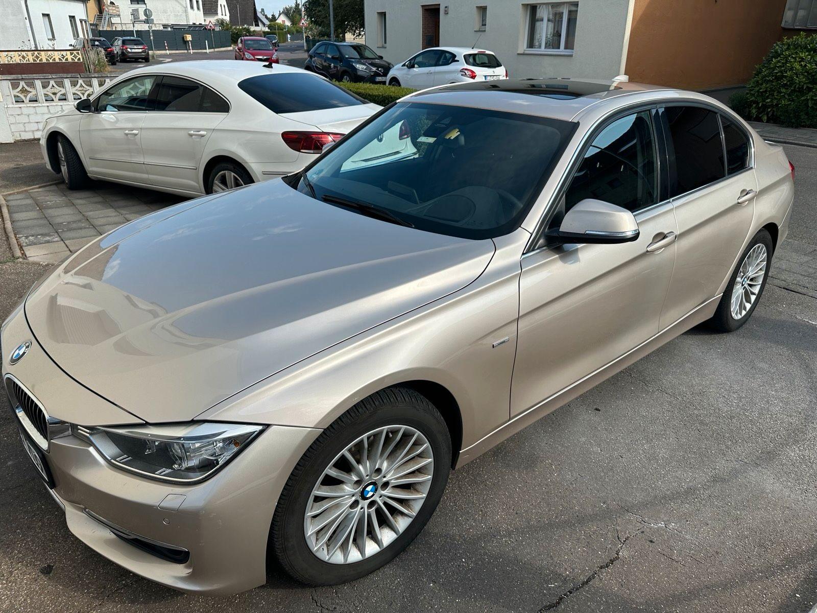 BMW 320