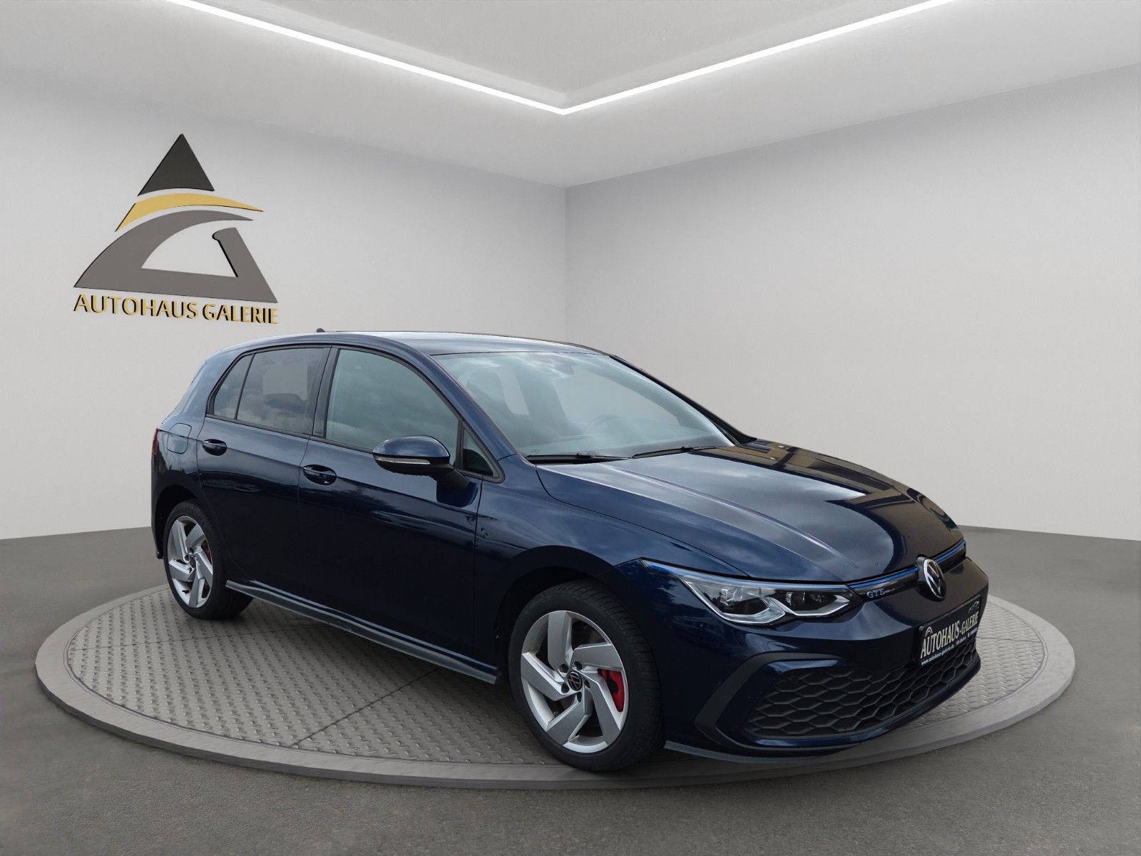 Volkswagen Golf VIII Lim. GTE eHybrid*ACC*LED*VIRTUAL imagem 3