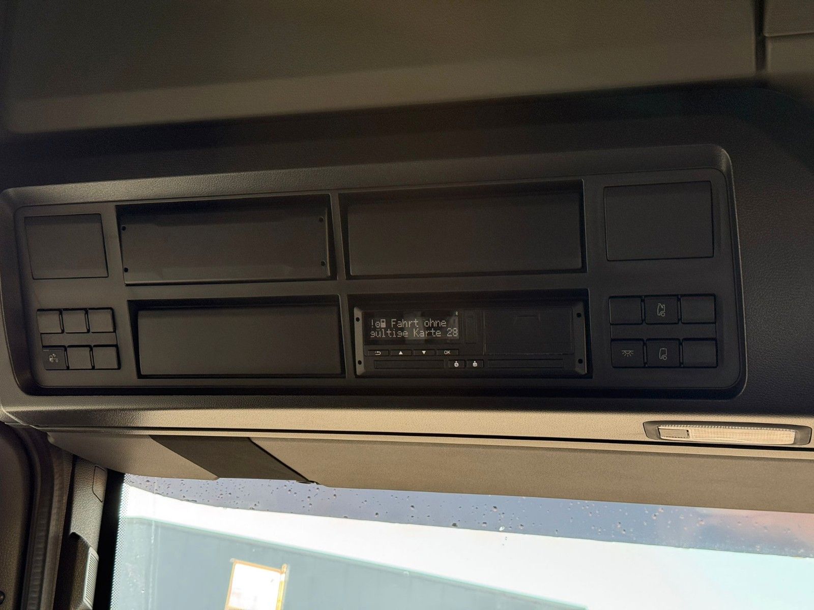 Fahrzeugabbildung MAN TGX 18.520 LL SA Retarder & Nebenantrieb D30