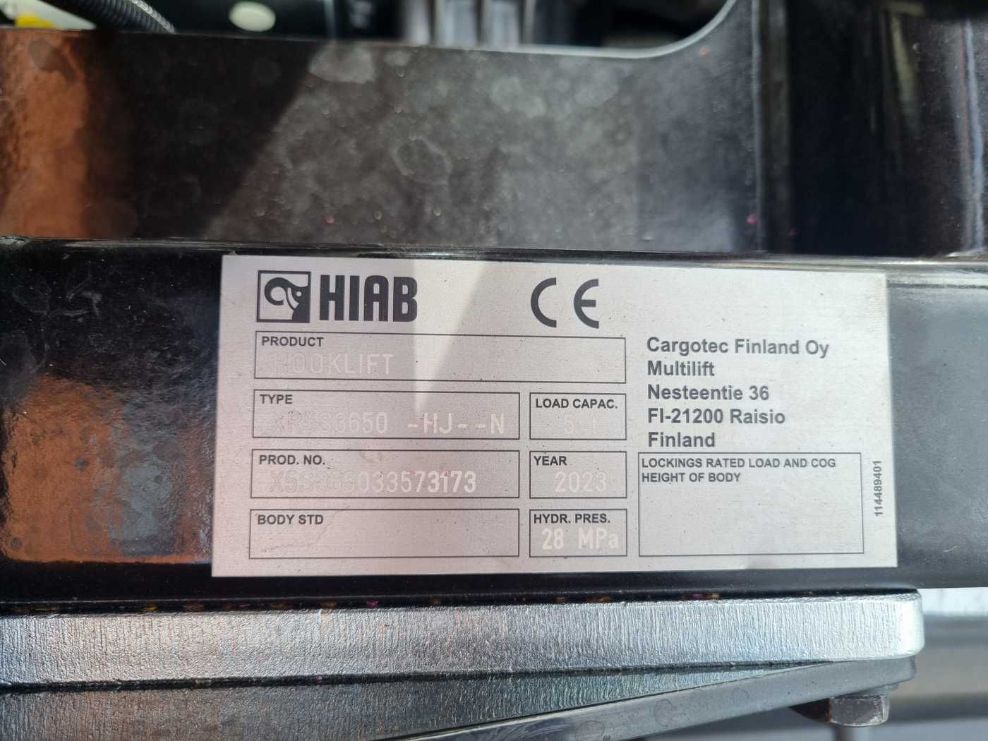 Fahrzeugabbildung Mercedes-Benz Atego 818 K 4x2 HIAB XR5S3650 AHK Klima