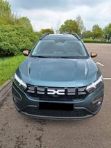 Dacia Jogger Hybrid 140 M-M-Auto Extreme+ 5-Sitzer... - Dacia Jogger von privat