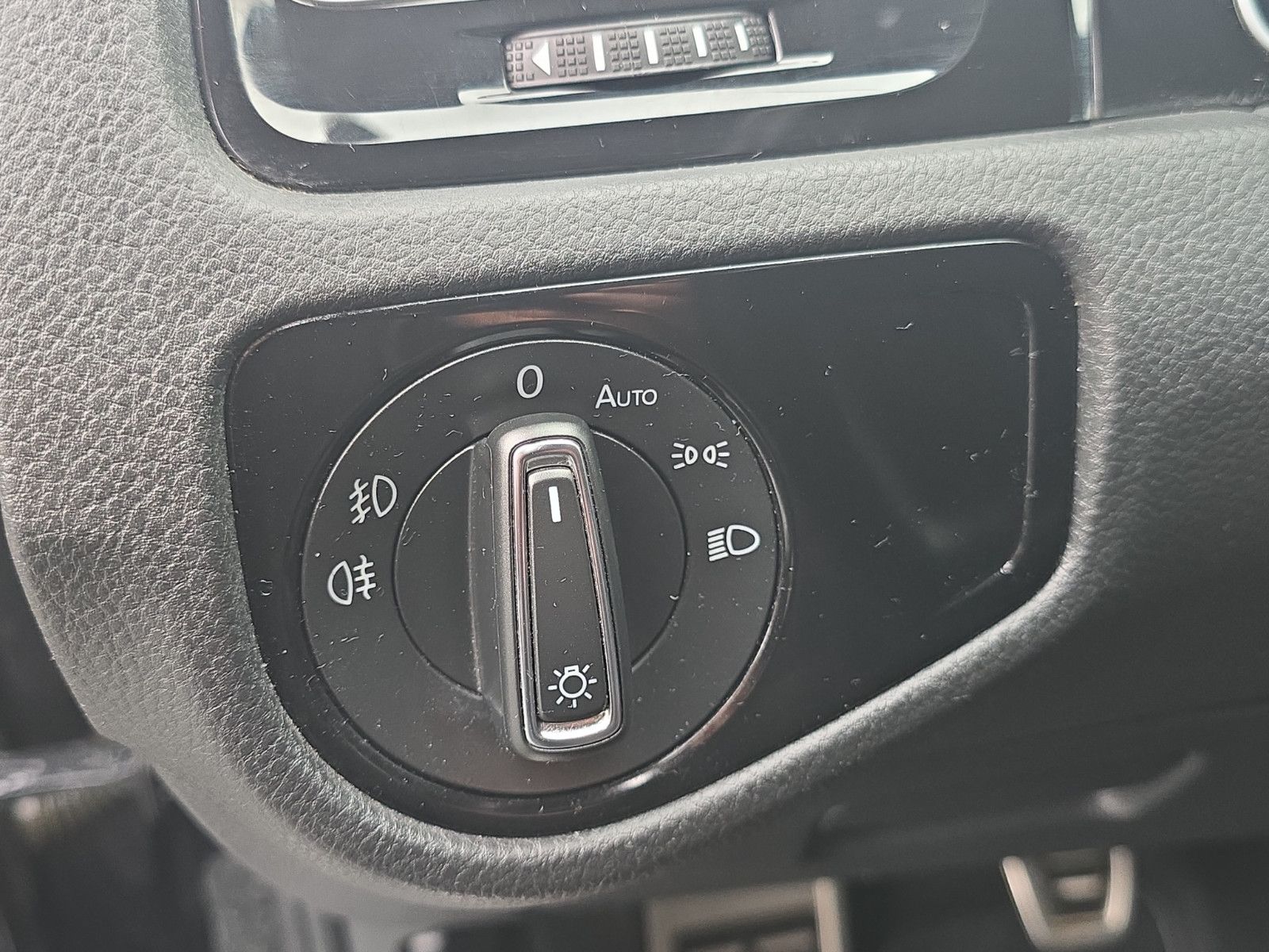 Fahrzeugabbildung Volkswagen Golf VII GTI PERFORMENCE+LED+DIGITAL TACHO+PDC