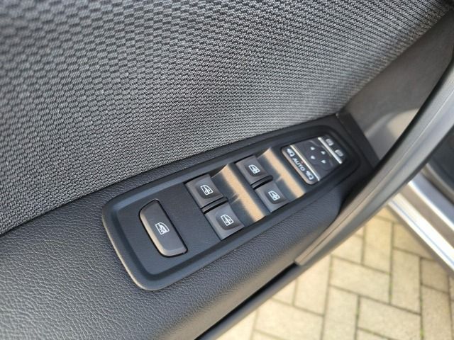 Fahrzeugabbildung Renault Kangoo III 1.3 TCe130 Techno EDC Automatik*NAVI*