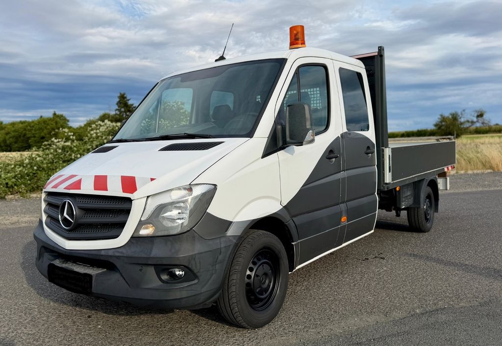 Image of Mercedes-Benz Sprinter
