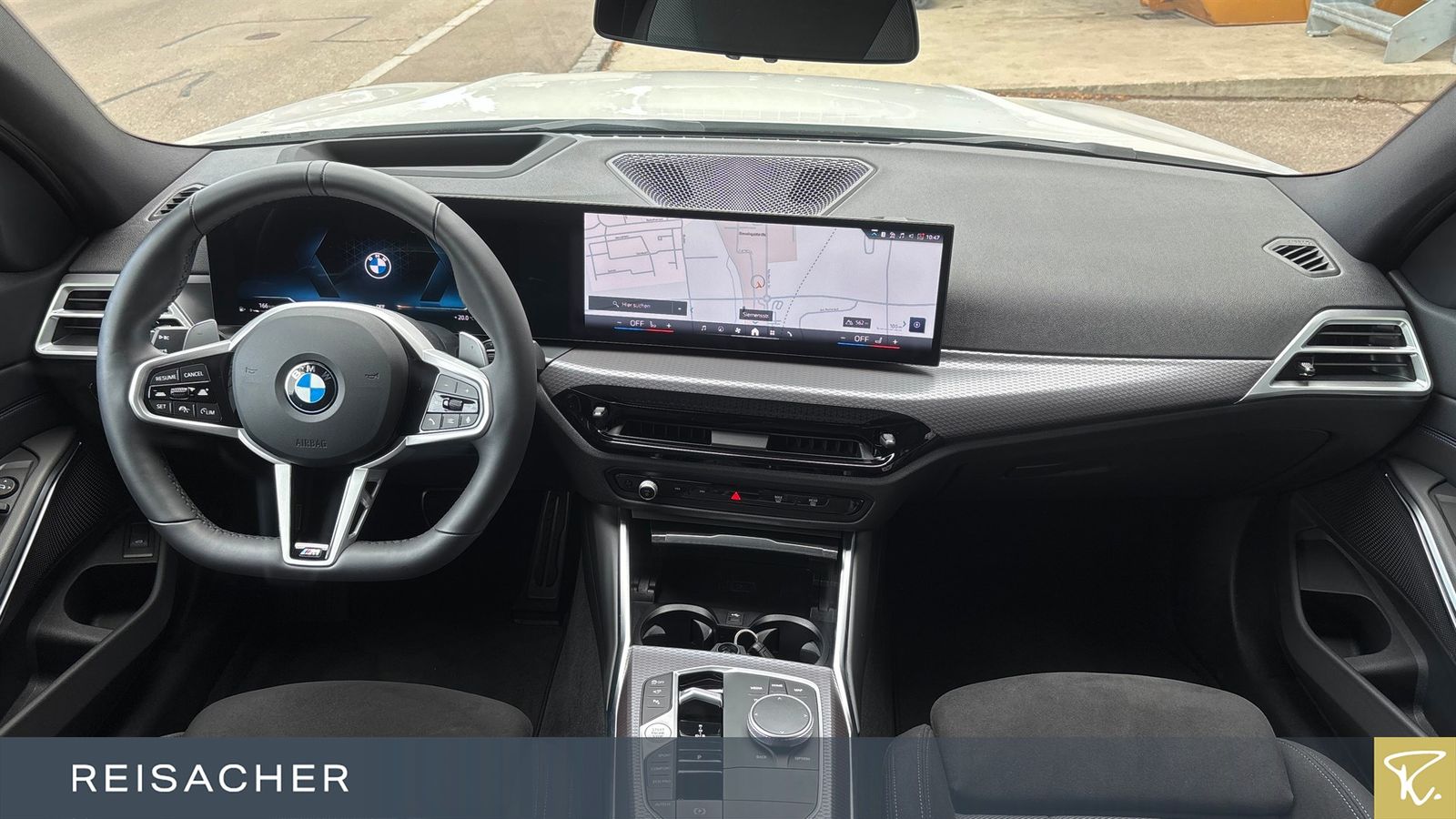 BMW 318d A Tou M-Sport LCProf HUD ACC LM18 foto 6