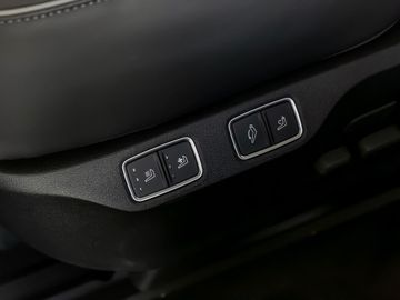 Hyundai Staria Signature Hybrid 2WD 360° Kamera 7-Sitzer